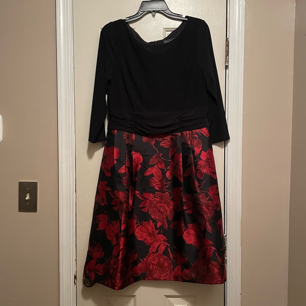 Jessica Howard cocktail dress